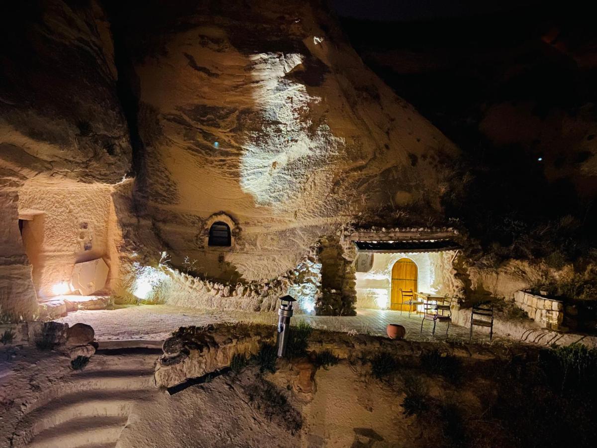 גורמה The Village Cave Hotel מראה חיצוני תמונה