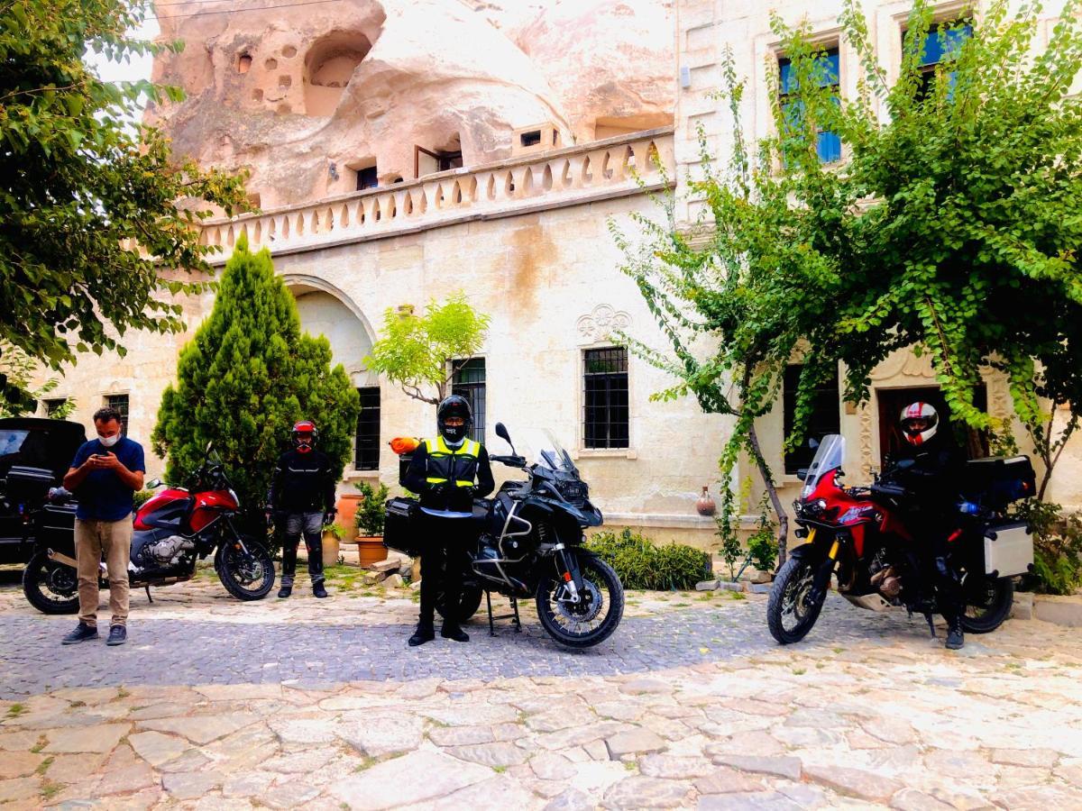 גורמה The Village Cave Hotel מראה חיצוני תמונה