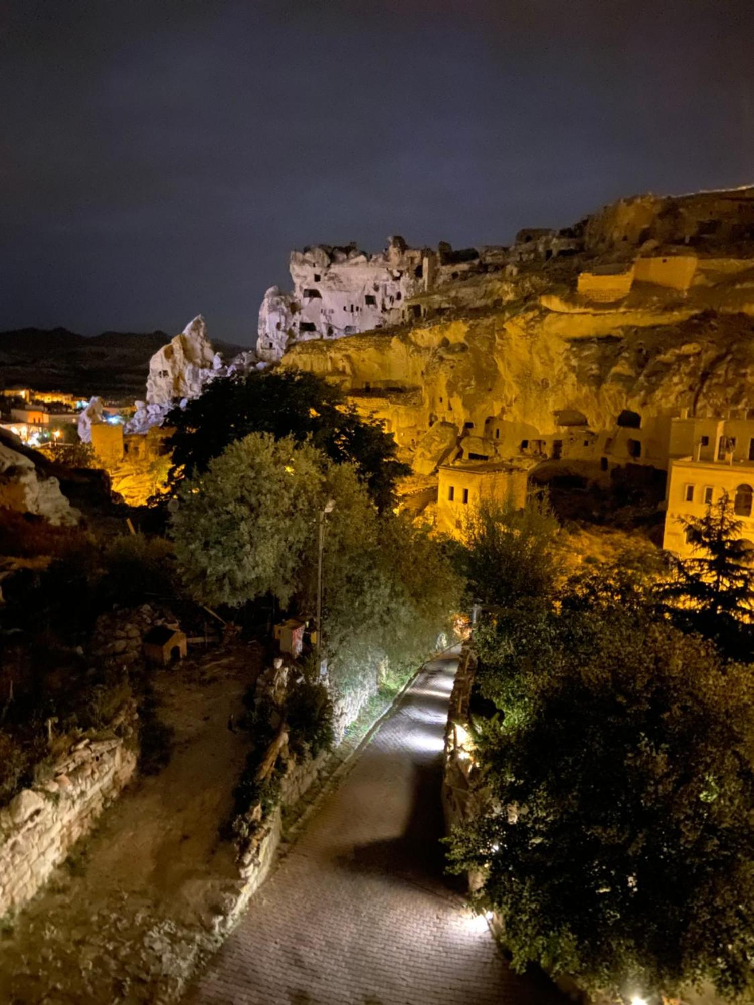 גורמה The Village Cave Hotel מראה חיצוני תמונה