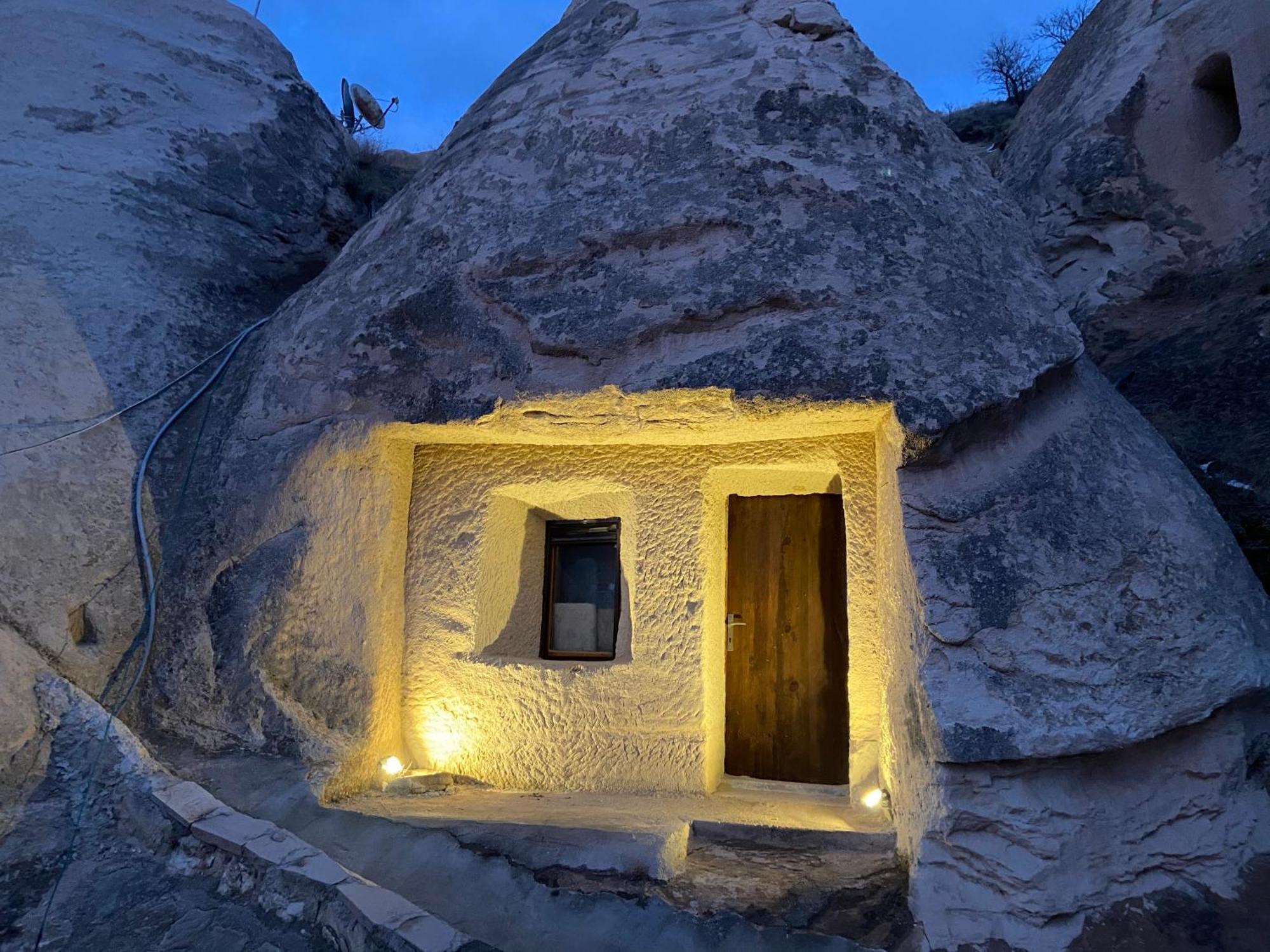גורמה The Village Cave Hotel מראה חיצוני תמונה