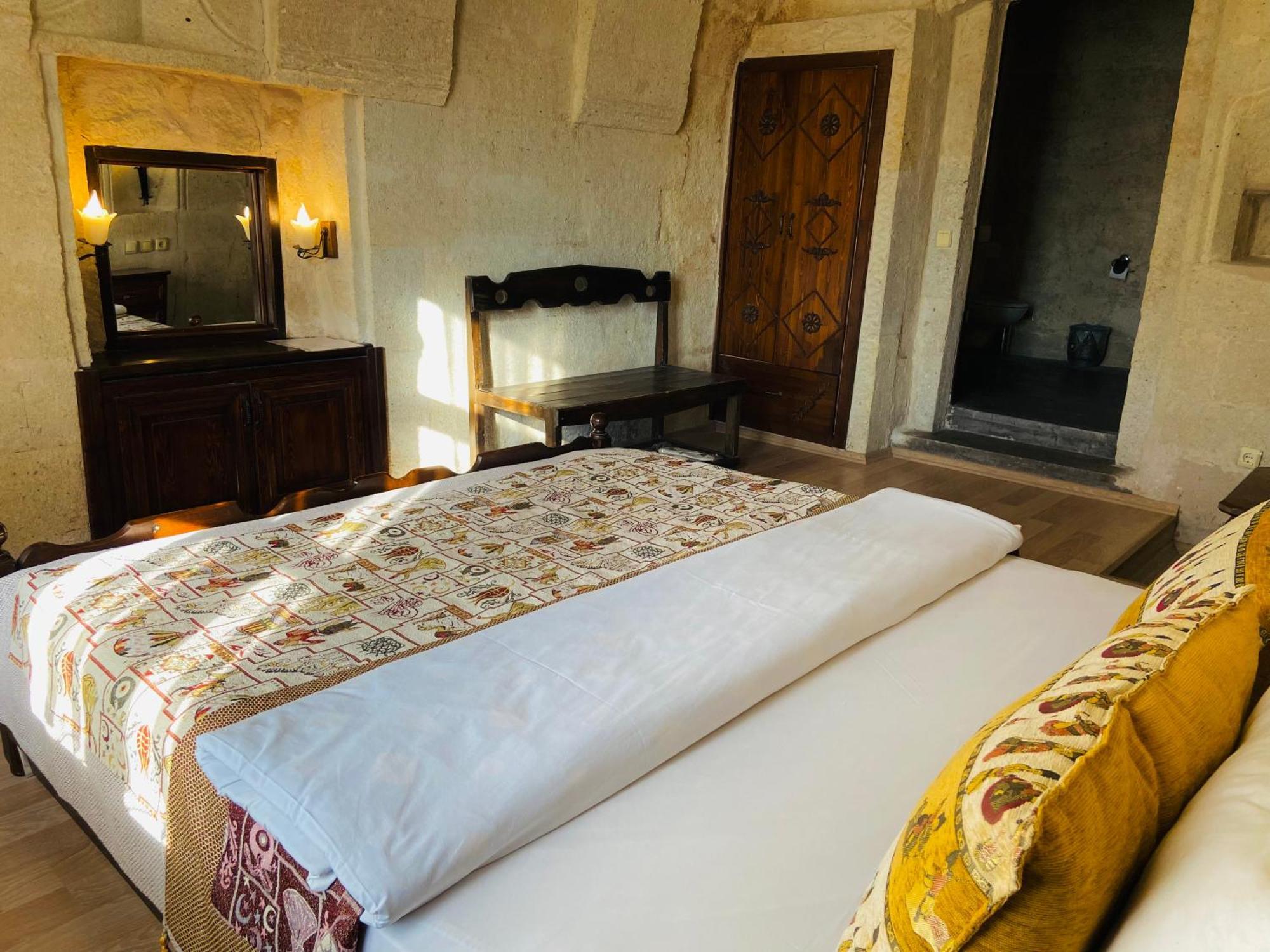 גורמה The Village Cave Hotel חדר תמונה