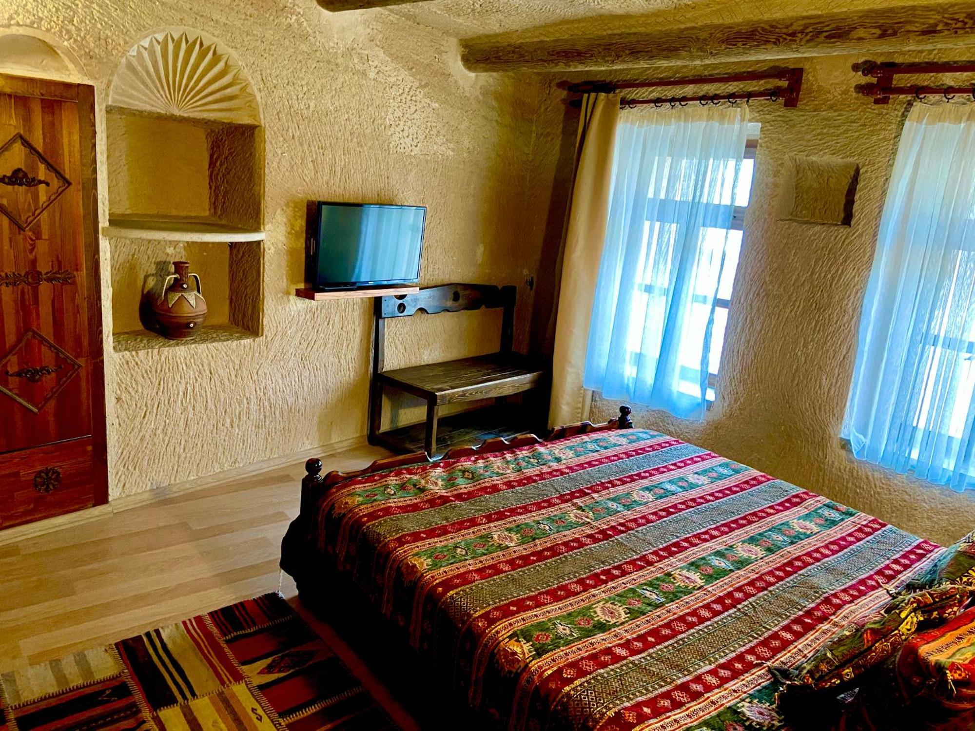גורמה The Village Cave Hotel חדר תמונה