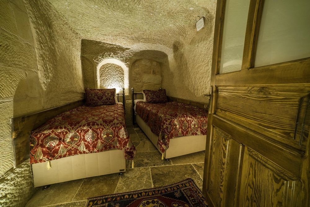 גורמה The Village Cave Hotel מראה חיצוני תמונה